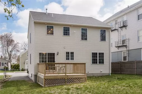 118 Avenue B Ave, Woonsocket, RI 02895 photo 22