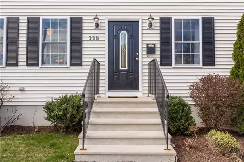 118 Avenue B Ave, Woonsocket, RI 02895 photo 2