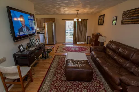 80 Scenic Way, Exeter, RI 02822 photo 3