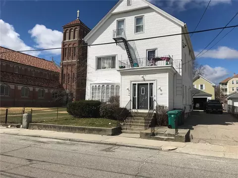 162 Second Ave, Woonsocket, RI 02895 photo 2
