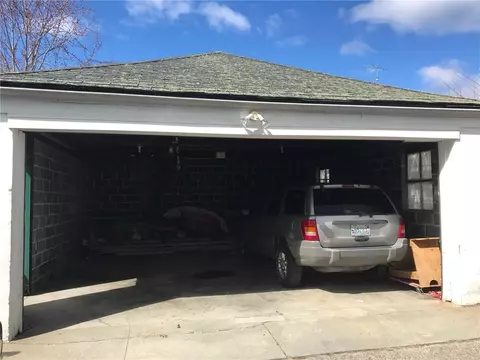 162 Second Ave, Woonsocket, RI 02895 photo 3