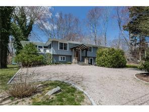 55 Verdi Rd, Westerly, RI 02891 photo 2