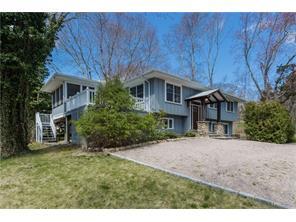 55 Verdi Rd, Westerly, RI 02891 photo 1