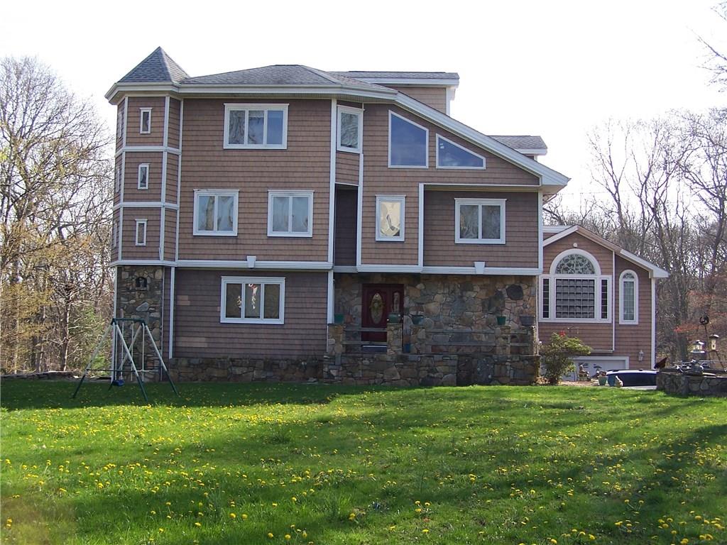 4 Trolley Ln, Westerly, RI 02891 photo 1