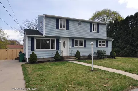 33 Goodrich Ave, Warwick, RI 02886 photo 1