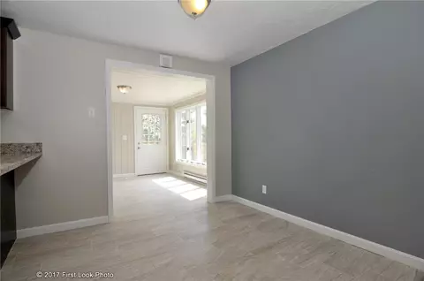 33 Goodrich Ave, Warwick, RI 02886 photo 9