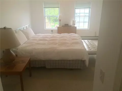 180 Mohawk Trl, Cranston, RI 02921 photo 9