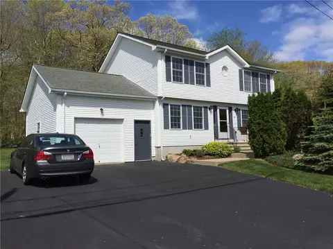 180 Mohawk Trl, Cranston, RI 02921 photo 14