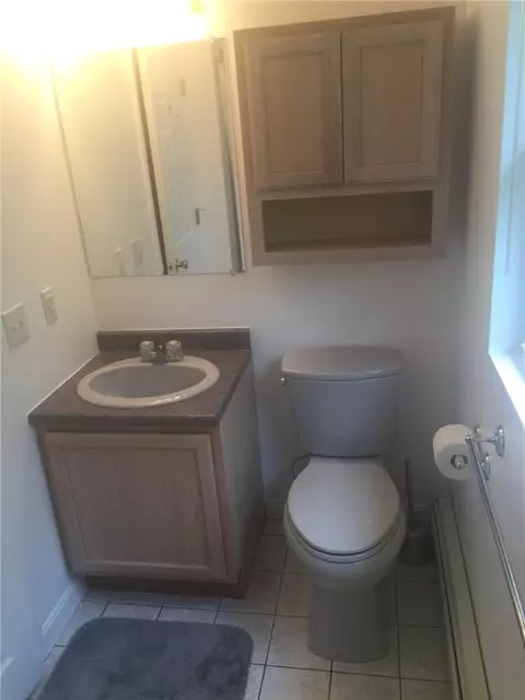 180 Mohawk Trl, Cranston, RI 02921 photo 10