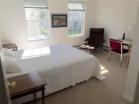 180 Mohawk Trl, Cranston, RI 02921 photo 12