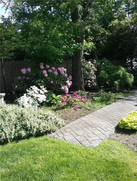 174 Walnut Hill Rd, Woonsocket, RI 02895 photo 15