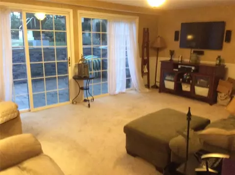 174 Walnut Hill Rd, Woonsocket, RI 02895 photo 11