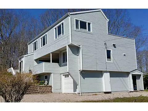 9 Starview Ln, Westerly, RI 02891 photo 2