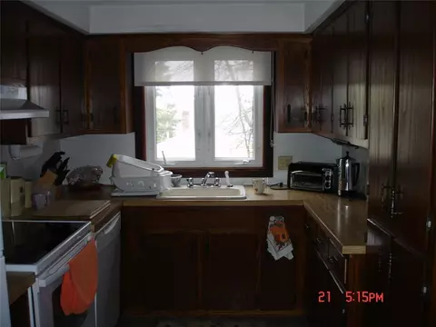 57 Ella Ave, Woonsocket, RI 02895 photo 3