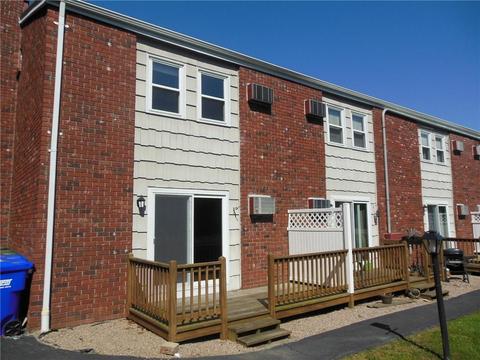 19 Crestview Dr #D, Westerly, RI 02891 photo 2