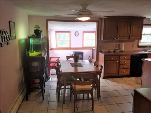 81 Maple St, Coventry, RI 02816 photo 5