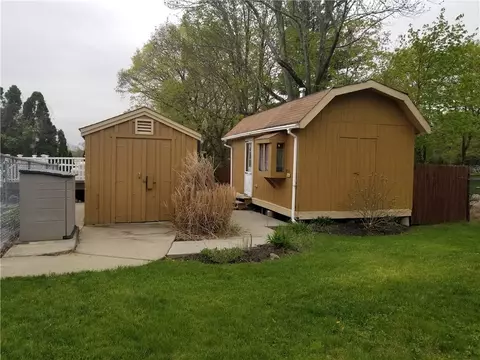 81 Maple St, Coventry, RI 02816 photo 26