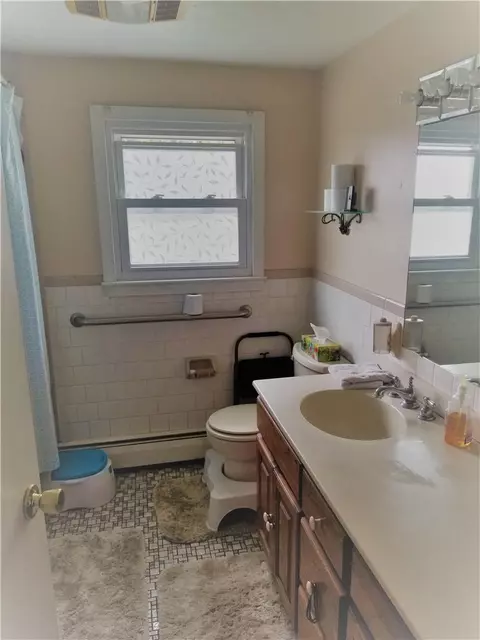 81 Maple St, Coventry, RI 02816 photo 14