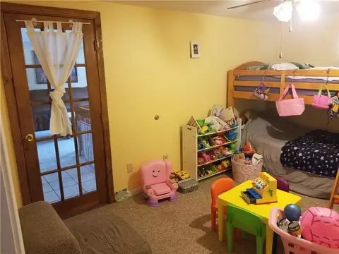 81 Maple St, Coventry, RI 02816 photo 10