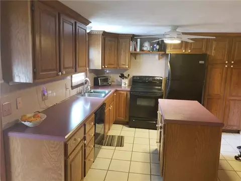 81 Maple St, Coventry, RI 02816 photo 3