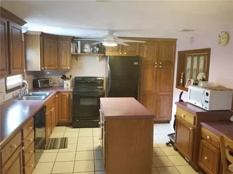 81 Maple St, Coventry, RI 02816 photo 4