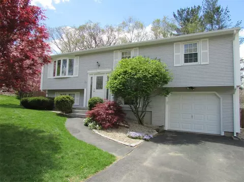 26 Centennial St, Coventry, RI 02816 photo 1