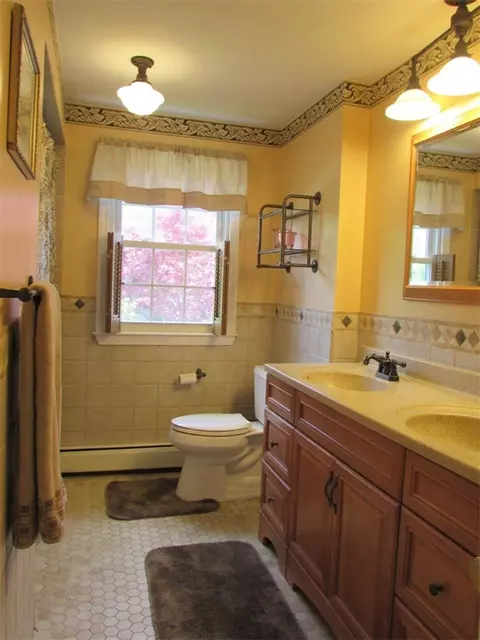 26 Centennial St, Coventry, RI 02816 photo 21