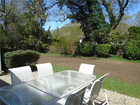 64 Red Chimney Dr, Warwick, RI 02886 photo 20