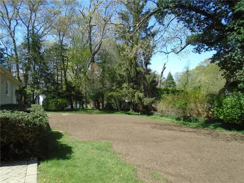 64 Red Chimney Dr, Warwick, RI 02886 photo 22