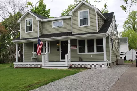 38 Natick Ave, Warwick, RI 02886 photo 1