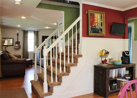 38 Natick Ave, Warwick, RI 02886 photo 2