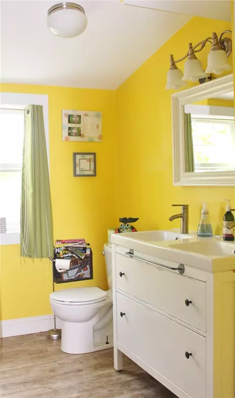 38 Natick Ave, Warwick, RI 02886 photo 13
