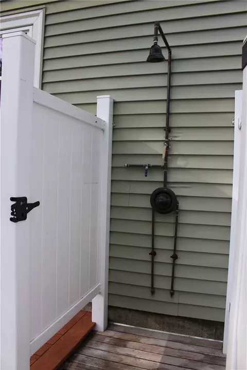 38 Natick Ave, Warwick, RI 02886 photo 25