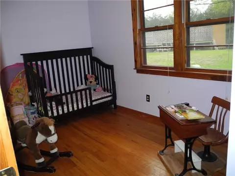 8 Powhatan Ave, Coventry, RI 02816 photo 12