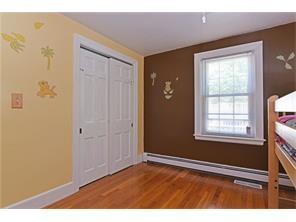 94 Harmony Ct, Warwick, RI 02889 photo 18