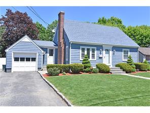 94 Harmony Ct, Warwick, RI 02889 photo 1