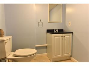 94 Harmony Ct, Warwick, RI 02889 photo 23