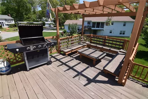 86 Oberlin Dr, Warwick, RI 02886 photo 5