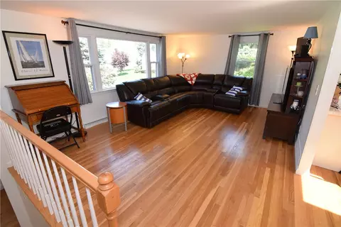 86 Oberlin Dr, Warwick, RI 02886 photo 12