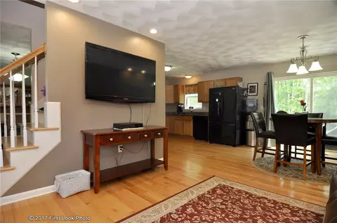 46 Hornbeam Rd, Coventry, RI 02816 photo 4