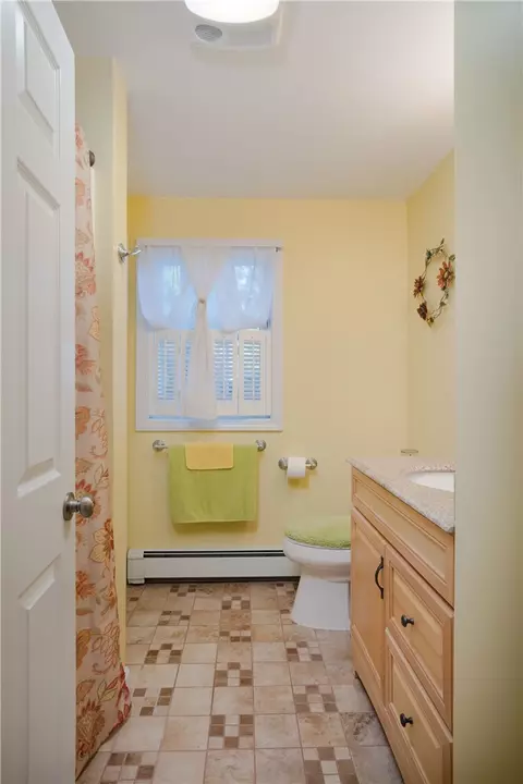 96 Ryan Ave, Warwick, RI 02889 photo 14