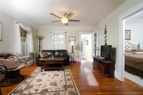 96 Ryan Ave, Warwick, RI 02889 photo 9