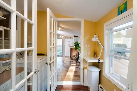 96 Ryan Ave, Warwick, RI 02889 photo 19