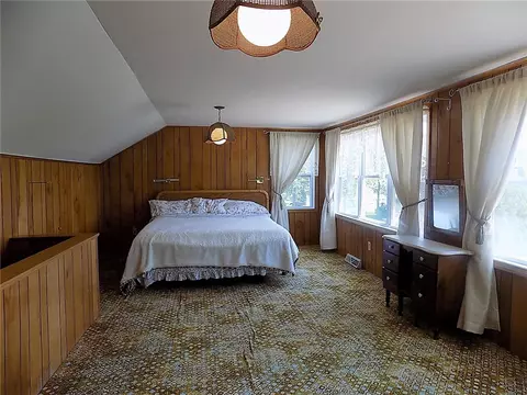 31 Everett Ave, Bristol, RI 02809 photo 25