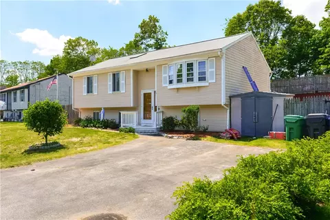 23 Jonathan Ct, Warwick, RI 02888 photo 10