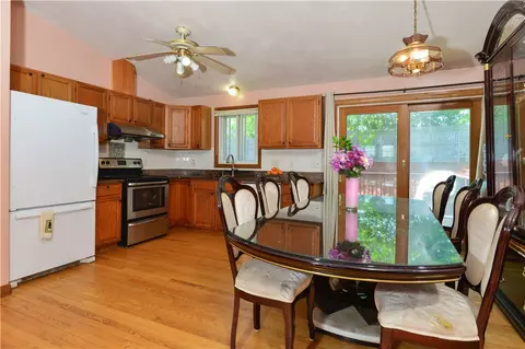 23 Jonathan Ct, Warwick, RI 02888 photo 20