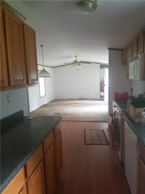 41 Maplewood Dr, Mapleville, RI 02839 photo 7