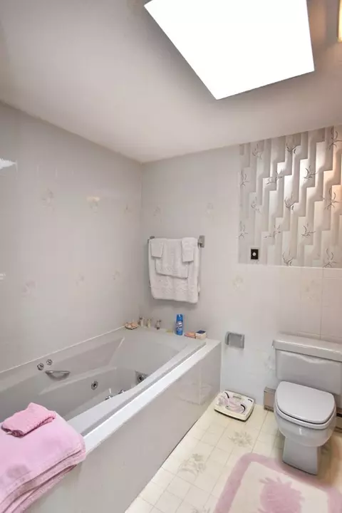 89 Woodhaven Rd, Woonsocket, RI 02895 photo 19