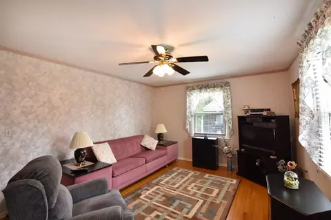 89 Woodhaven Rd, Woonsocket, RI 02895 photo 10