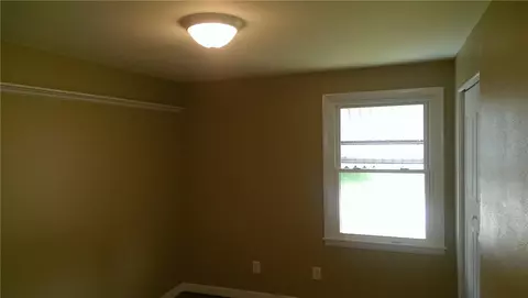 98 Grassy Plain Rd, East Providence, RI 02915 photo 11